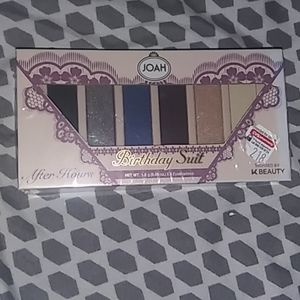 Joah eyeshadow pallet